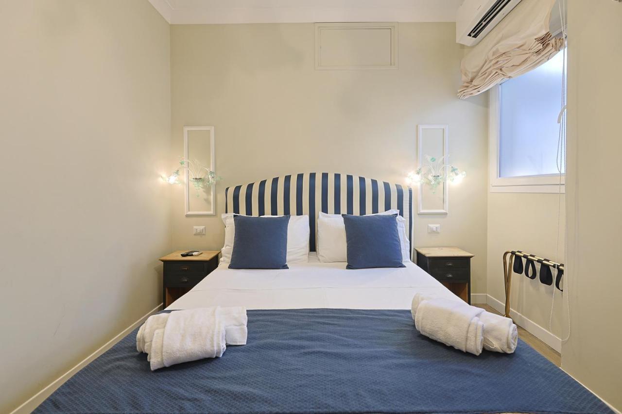 Art House Suites56 Via Del Babuino 56 로마 외부 사진